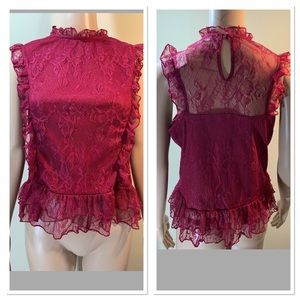 Daily Special Lace Cropped Top Size Lge Raspberry